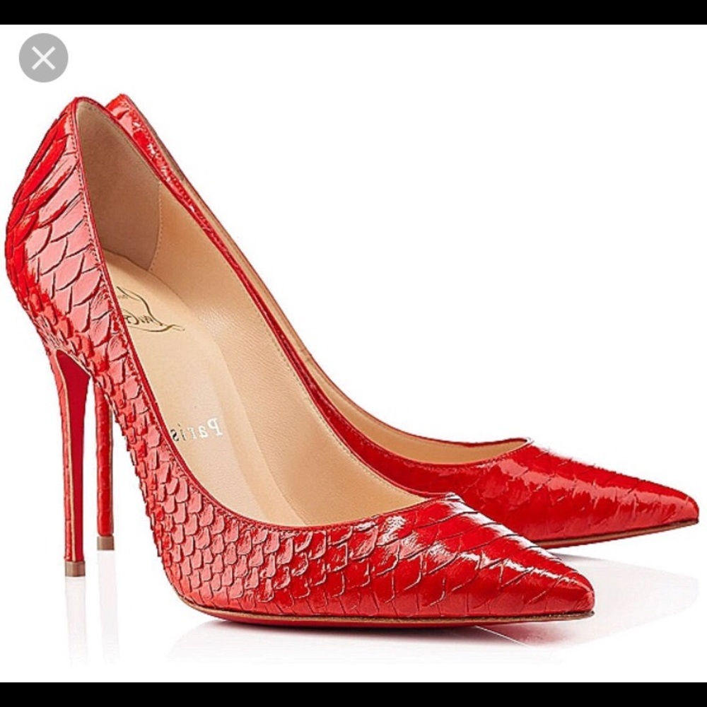 Christian Louboutin Decolette 554